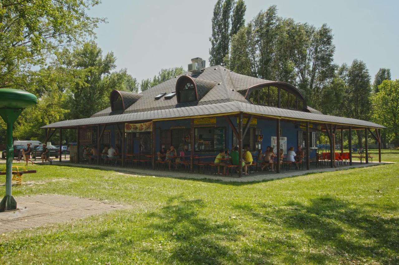 Szines Panorama Apartman Balatonlelle Luaran gambar